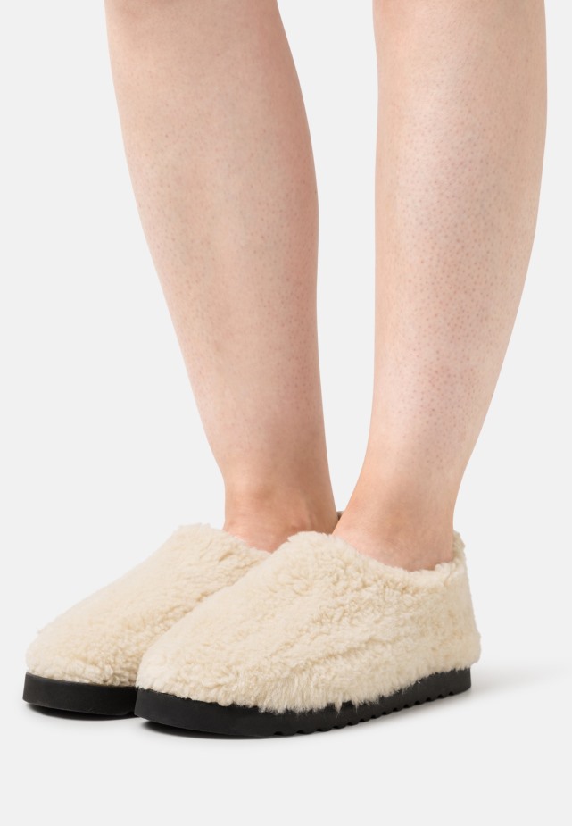 Beige Pantoffels Van Gabor