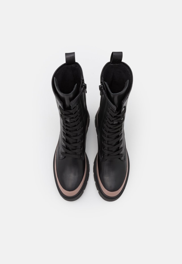 Donker Nudekleurige Gabor Enkellaarsjes Met Veters