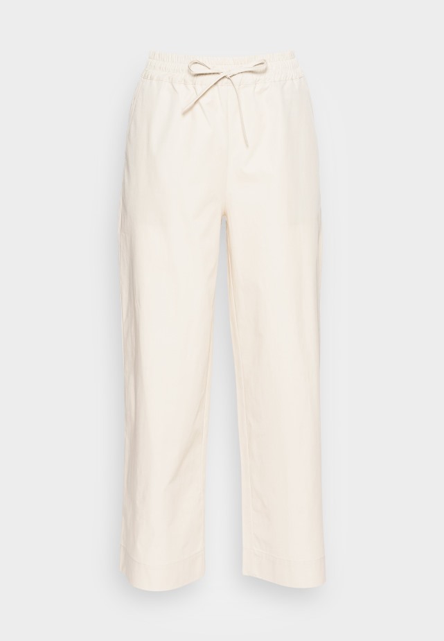 Donker Nudekleurige Gabor Enkellaarsjes Met Veters