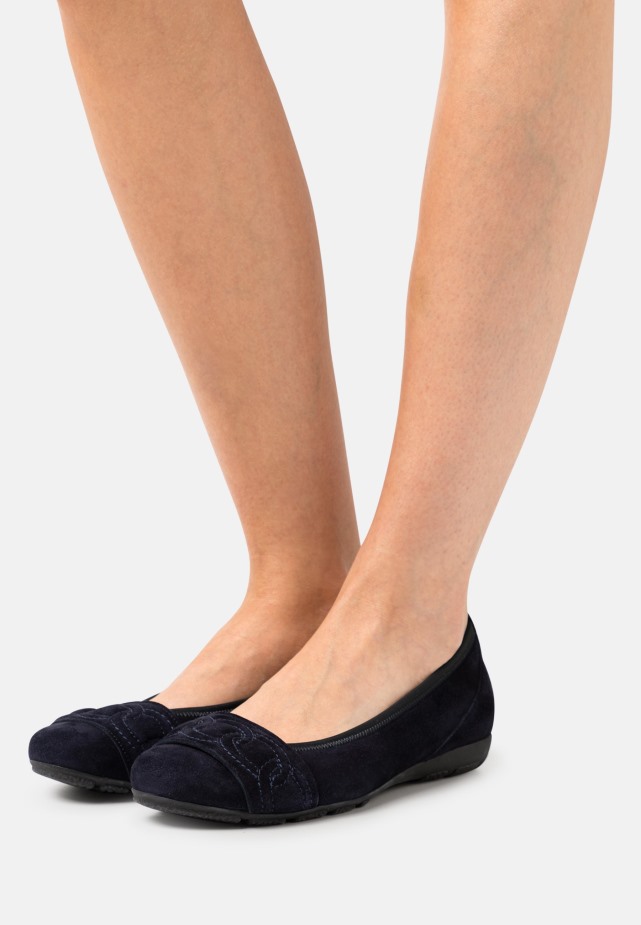 Donkerblauwe Ballerina\s Van Gabor