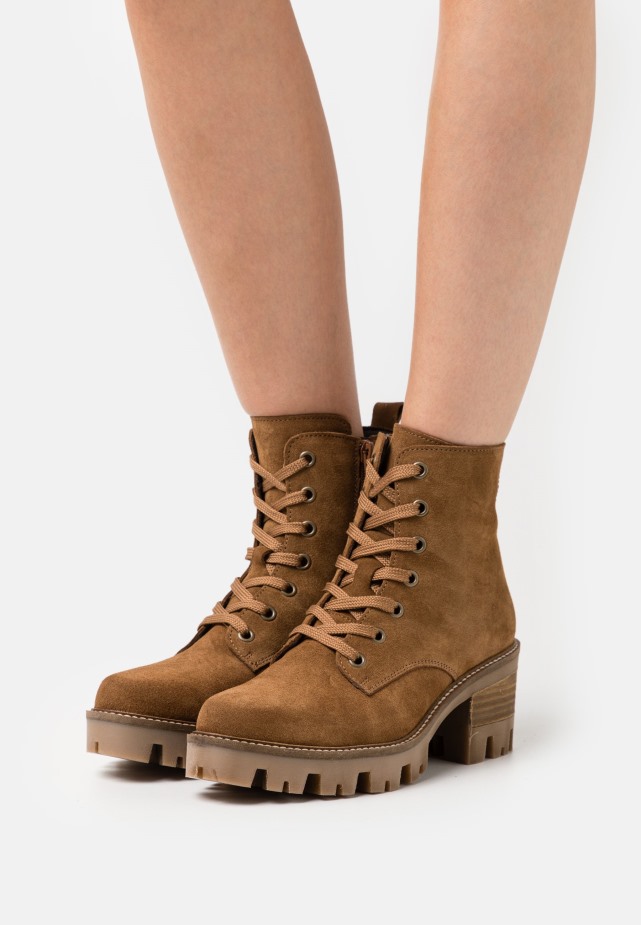 Dust Gabor Enkellaarzen Met Veters