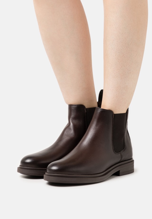 Gabor Bruin 91610 - Enkellaarsjes