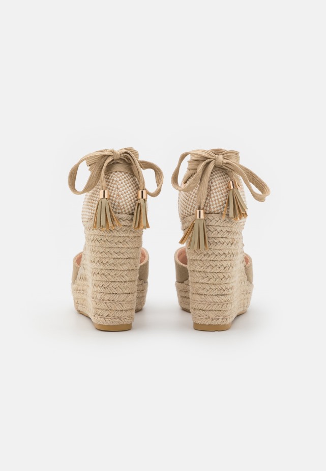 Gabor Dorian - Hoge Hakken Salie Groen