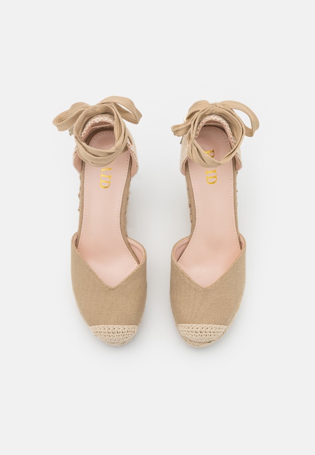 Gabor Dorian - Hoge Hakken Salie Groen