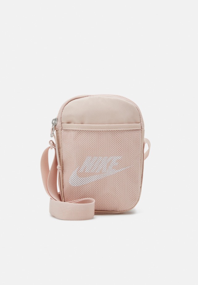 Gabor Dorian - Hoge Hakken Salie Groen