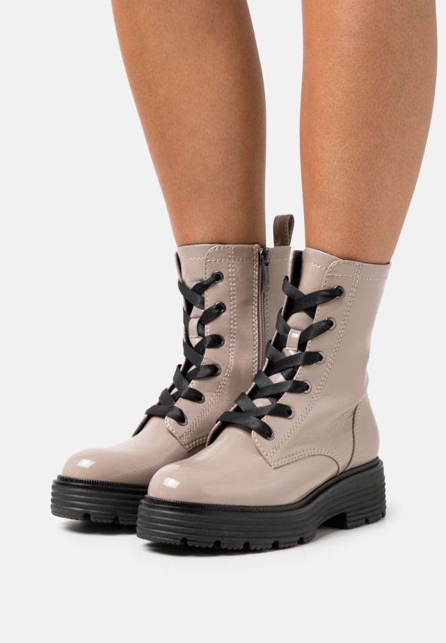 Gabor Enkellaarzen Met Plateauzool Karamel