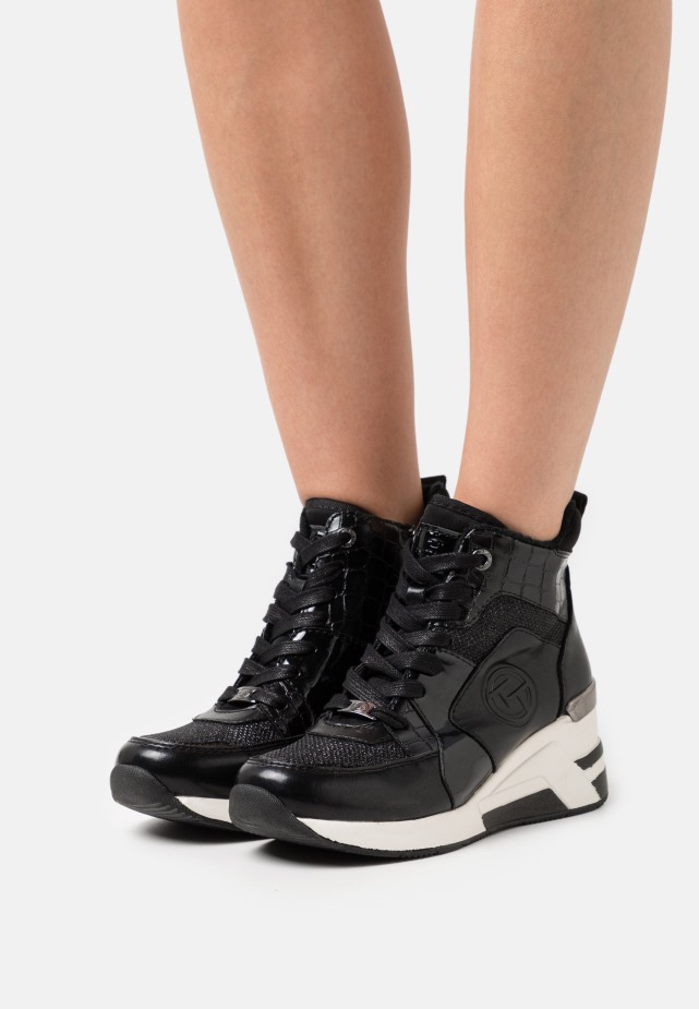 Gabor Hoge Sneakers Zwart