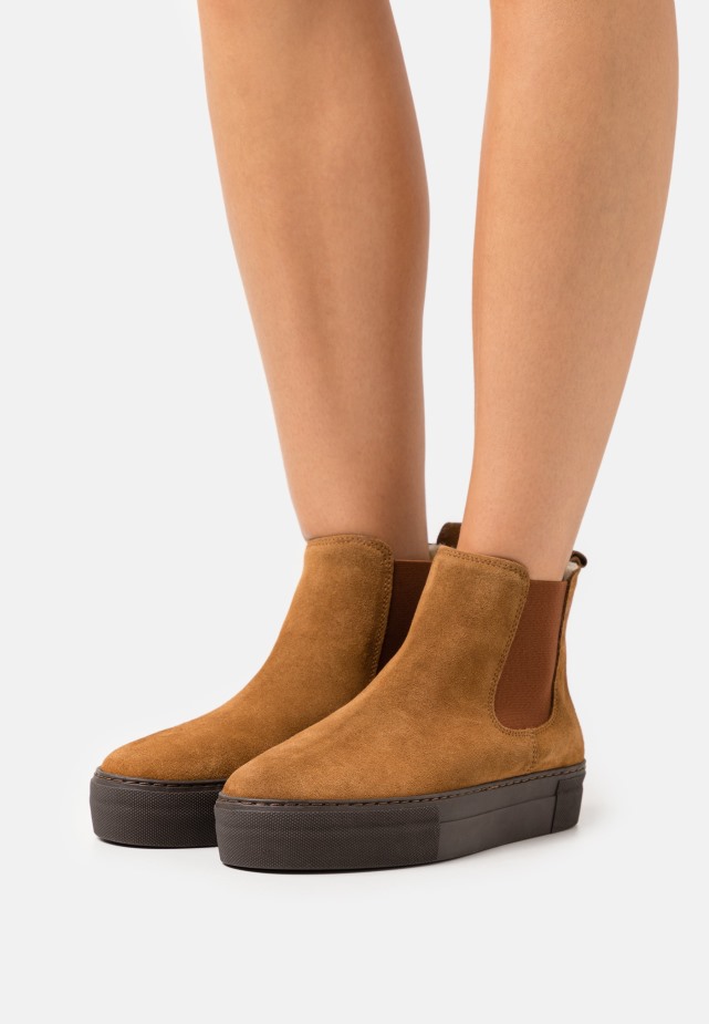 Gabor Lichtbruine Klassieke Enkellaarsjes