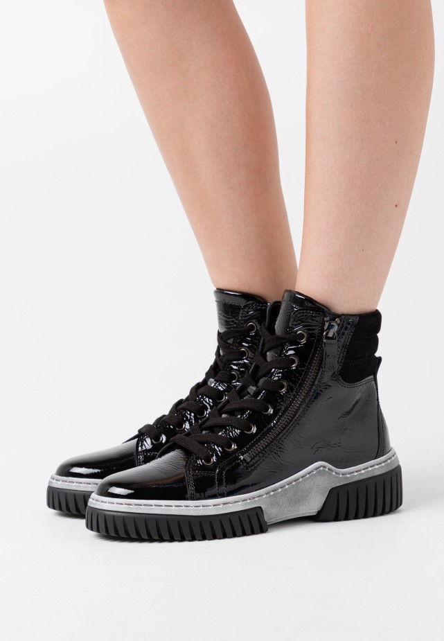 Gabor Plateau Enkellaarzen Zwart