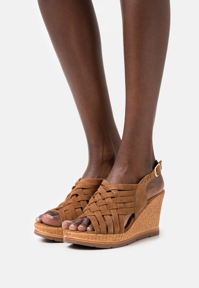 Gabor Sandalen Met Plateauzool Van Konijn/zijde/pinda