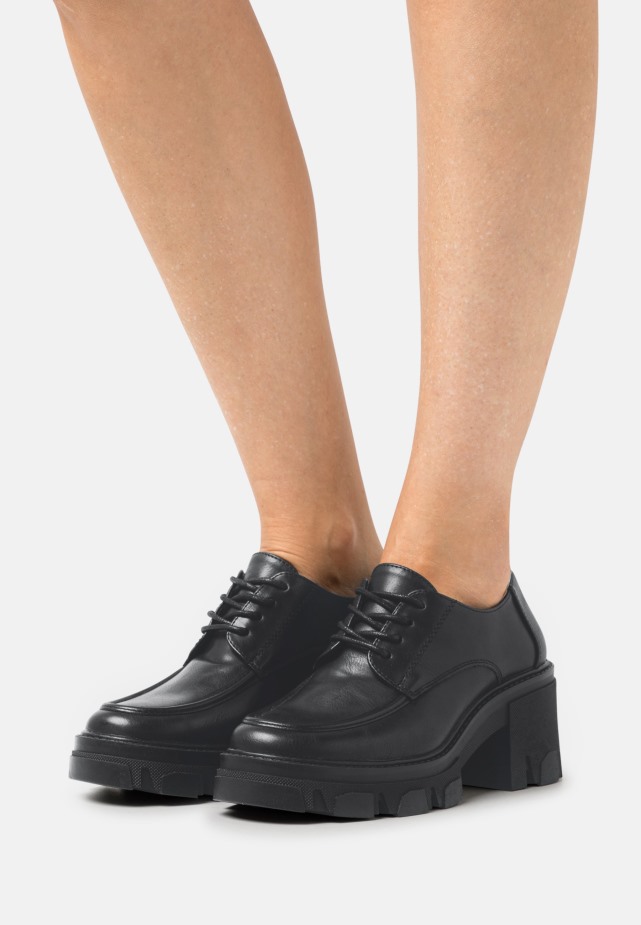 Vintage Zwarte Gabor Leona - Veterhakken