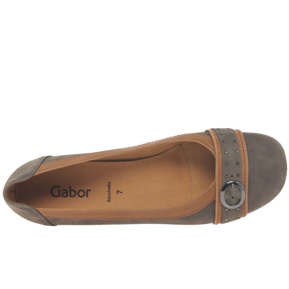 Wallaby/cognac Gabor Michelle Casual Damespompen Met Studs En Gesp