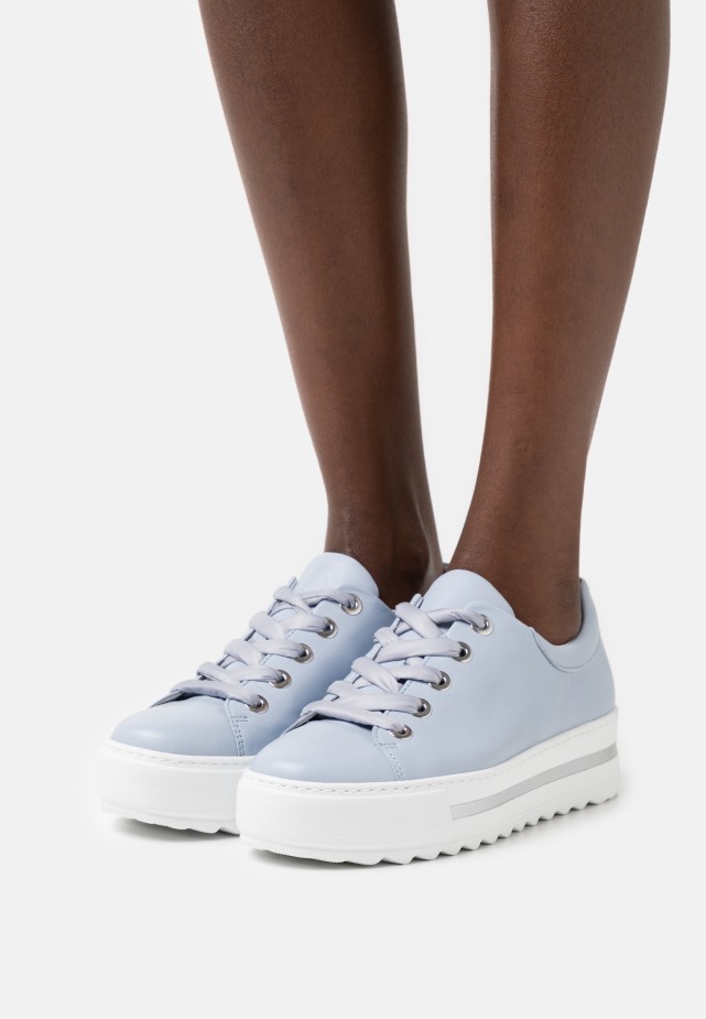 Weiss Sneakers Gabor