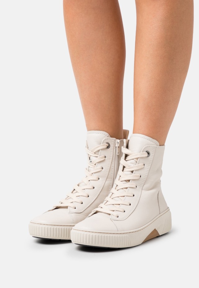 Witte Gabor Hoge Sneakers