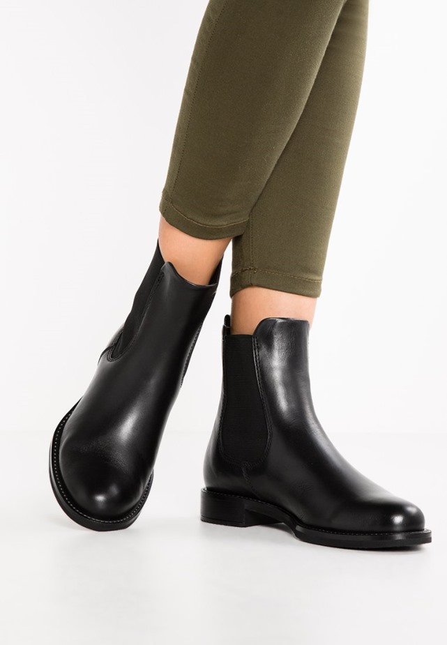 Zwarte Dames Klassieke Enkellaarzen Gabor