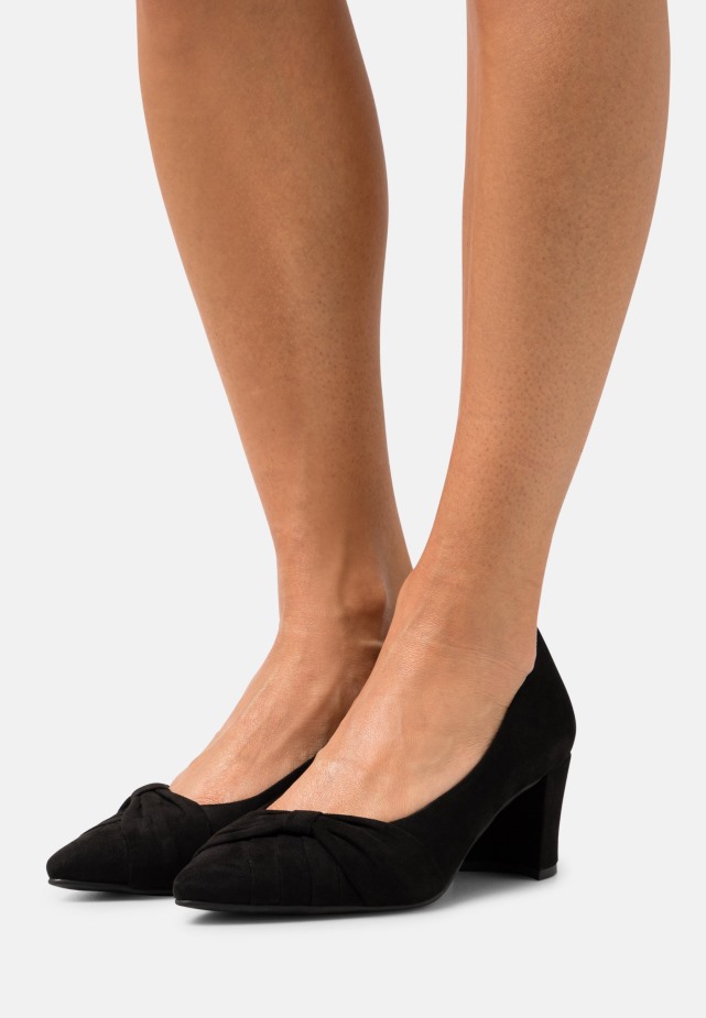 Zwarte Gabor Pumps Met Klassieke Hakken