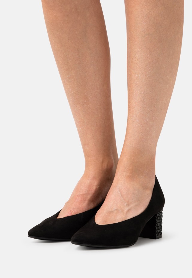 Zwarte Gabor Pumps Met Klassieke Hakken