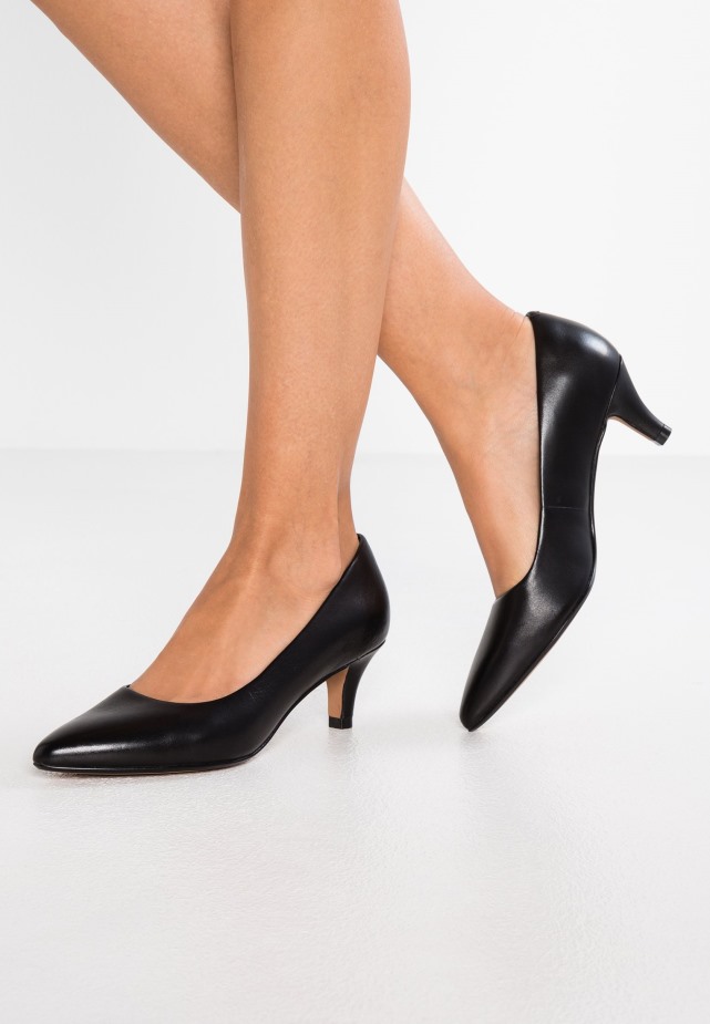 Zwarte Gabor Pumps Met Klassieke Hakken