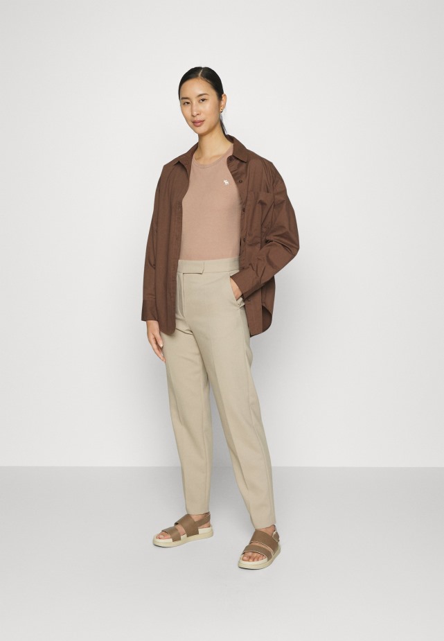 Zwarte T-bar Sandalen Gabor